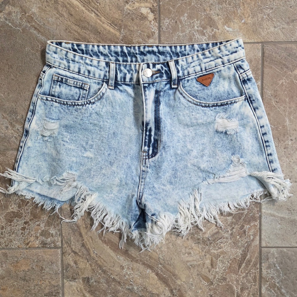 SHEIN Women Distressed Acid Wash Denim Shorts Light Blue High Rise Cutoffs 6 Y2K